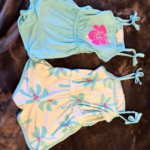 2T girls rompers